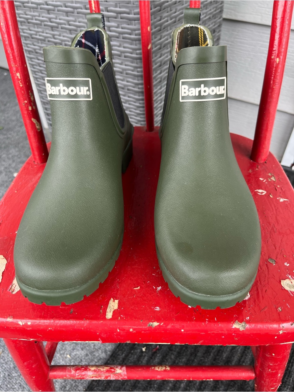 Barbour women’s short boot, size 9